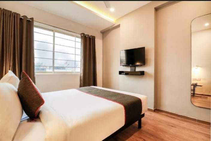 Oyo Shree Balaji Tower Hotel Bhopál Kültér fotó