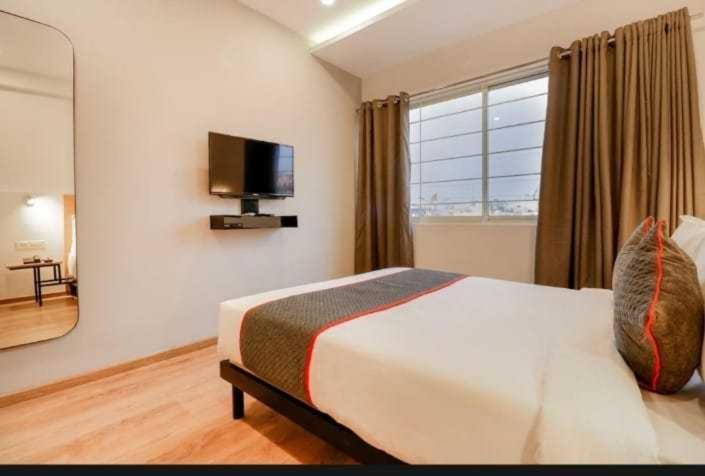 Oyo Shree Balaji Tower Hotel Bhopál Kültér fotó