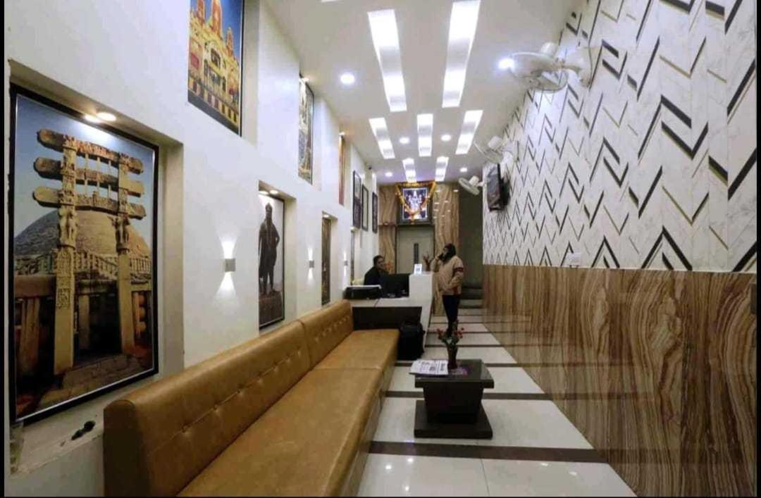 Oyo Shree Balaji Tower Hotel Bhopál Kültér fotó